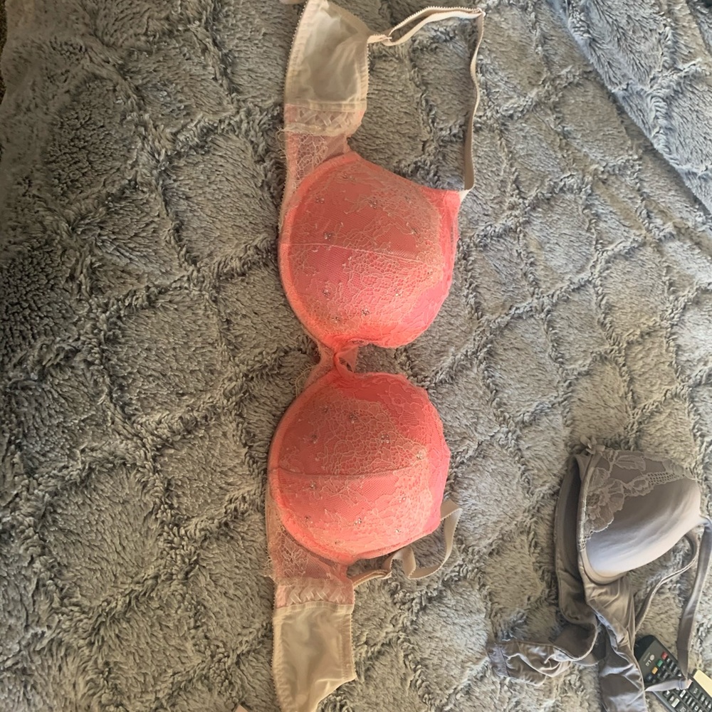 Victoria secret bra